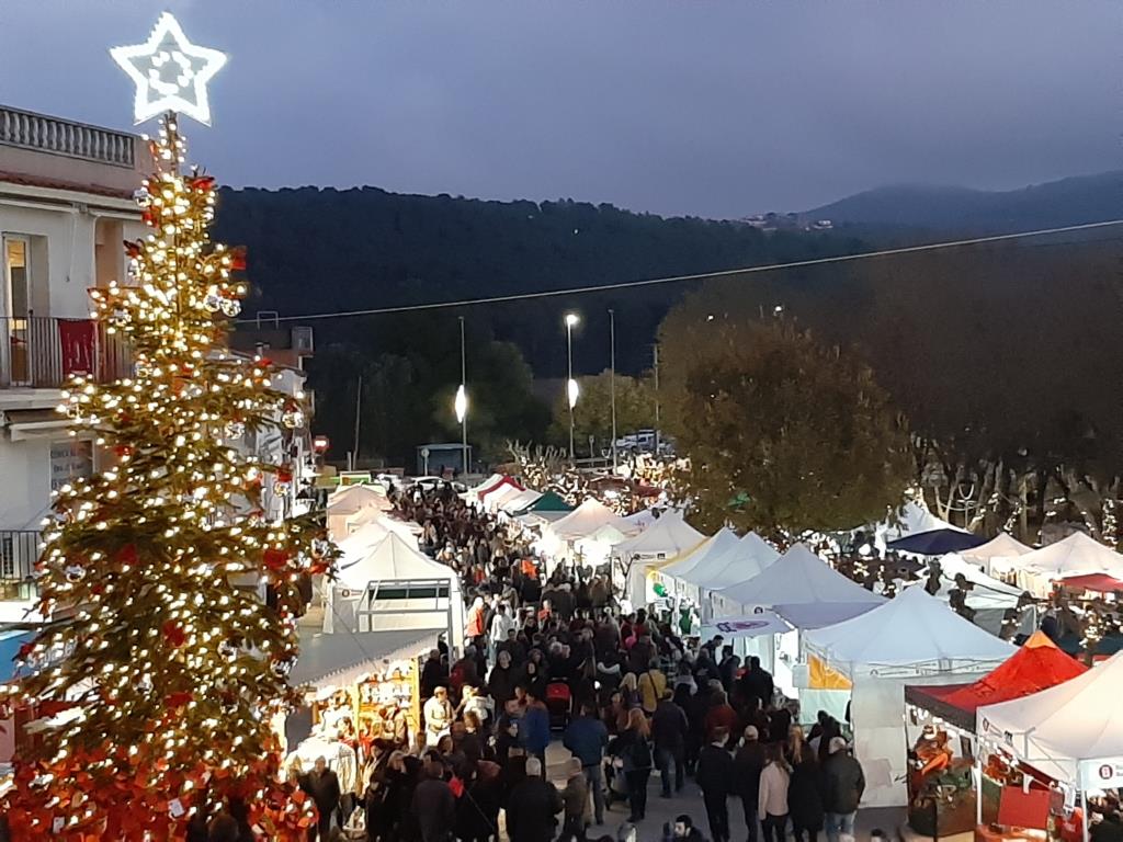 Tornem a visitar la Fira de Santa Llúcia de Canyelles