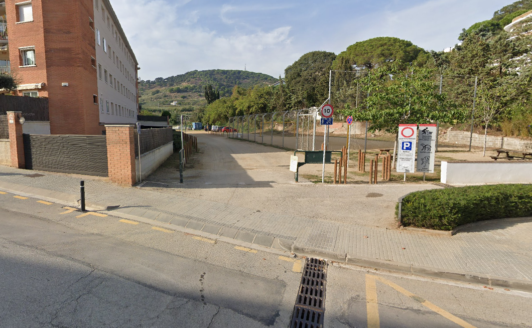 Canvi d'ubicació dels cotxes que es retirin pel mercat setmanal